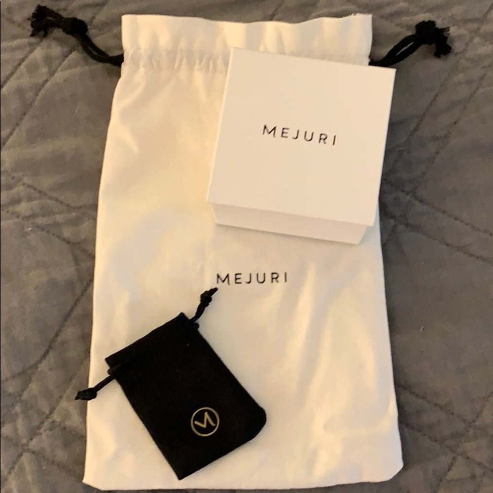 Mejuri jewelry bags and box